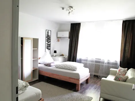 Monteurzimmer und Ferienwohnungen nahe Bonn – Ferienwohnungskomplex „Monteurglück" in Remagen - 6