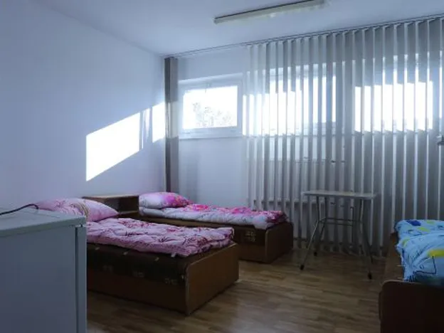 Noclegi Warszawa pobyt pokoje pracowniczy hotel kwatery tanio