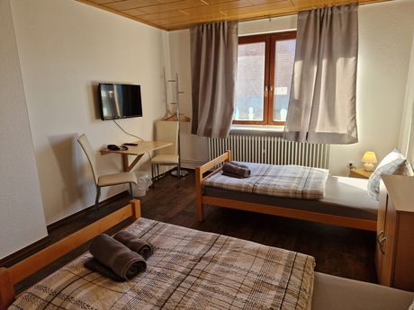 38518 Gifhorn - Zimmervermietung Hahn