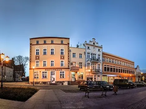 pokoje pracownicze nad restauracja