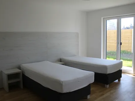 WG Zimmer in 3 Zimmer Apartment, vollmöbliert, Regensburg Kelheim