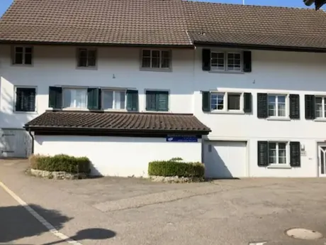8194 Hüntwangen - Monteurzimmer Hüntwangen