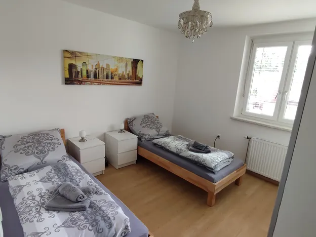 Stay4Workers | Moderne Monteurwohnung (4 Betten)