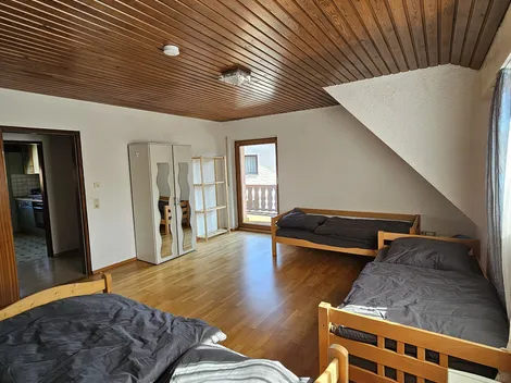 Schöne Unterkunft mit 6 x 2 (Wohnung) Betten in Waldenbuch (Stuttgart / Sindelfingen / Böblingen / Tübingen / Reutlingen) - 5