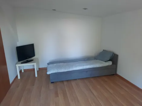 Hostel California
