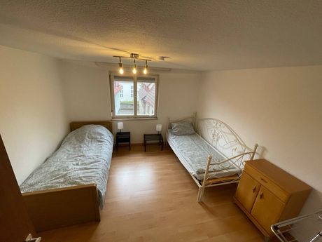 71229 Leonberg - Gästezimmer mit Küche und Bad in Leonberg Höfingen
