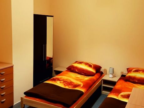 59-220 legnica - Kwatery /Pokoje