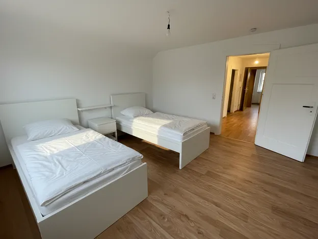 KWATERA24 | Monteurwohnung | ARMSHEIM | 1-4 Personen | WIFI & Parken | 24/7h