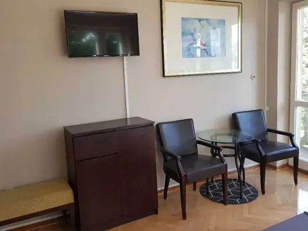 Kwatery pracownicze Warszawa Marki Tanie  Pokoje