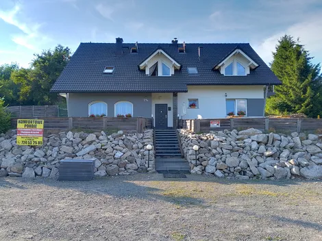 Komfortowe Pokoje i Apartamenty