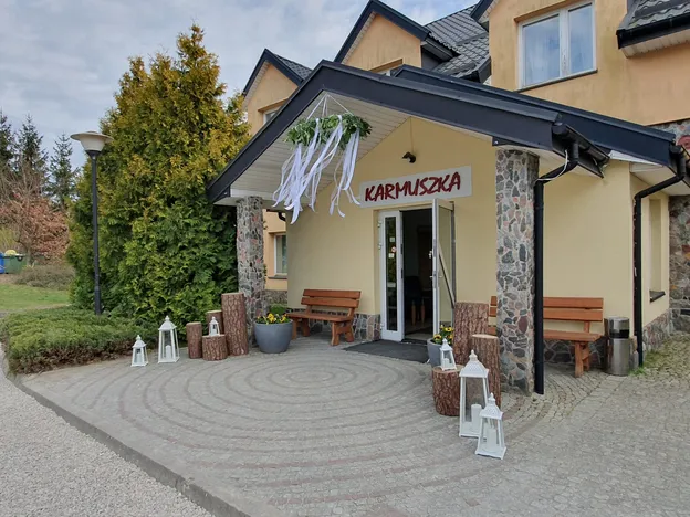 Pokoje pracownicze Pensjonacik Karmuszka