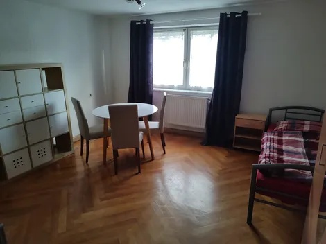 Helle Monteurzimmer in Geisenfeld