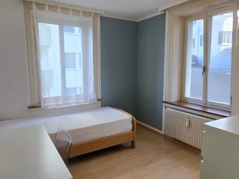 Möblierte Zimmer in St. Gallen City Center // günstige Monatszimmer - sauber, hell und freundlich